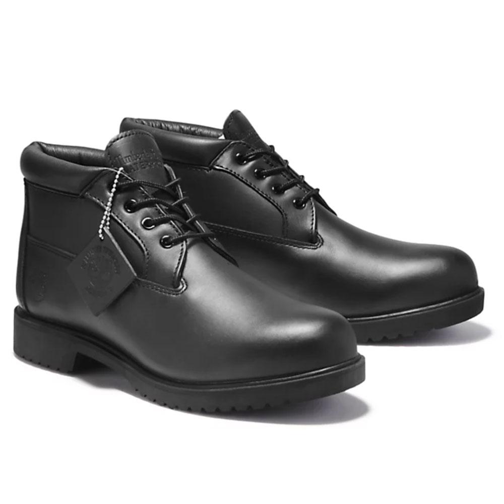 Classic shops waterproof leather chukka boot