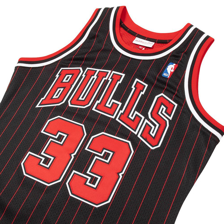 Maillot Swingman Scottie Pippen Bulls 1995-1996 - Mitchell & Ness - Signé Avec Certificat